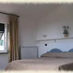 La Rossola & Natura La Porta Delle 5 Terre 컨트리하우스 *