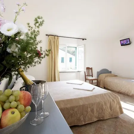 La Rossola & Natura La Porta Delle 5 Terre Casa de Campo Bonassola