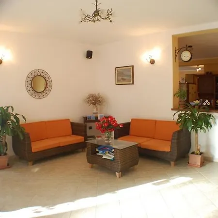 Casa de Campo La Rossola & Natura La Porta Delle 5 Terre Bonassola