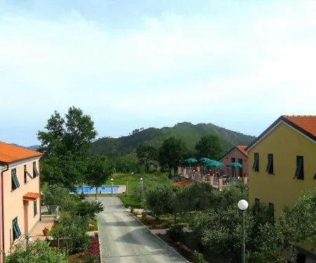 Casa de Campo La Rossola & Natura La Porta Delle 5 Terre Bonassola