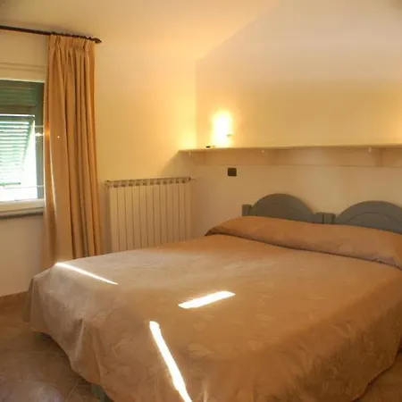 Casa de Campo La Rossola & Natura La Porta Delle 5 Terre