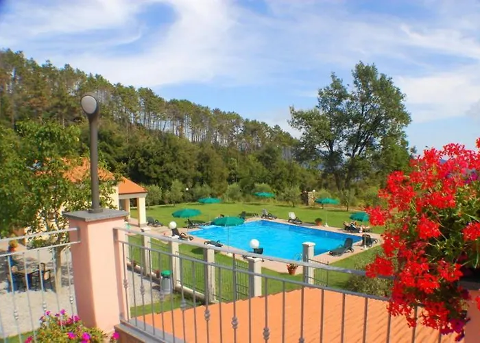 乡村民宿 La Rossola & Natura La Porta Delle 5 Terre 博纳索拉