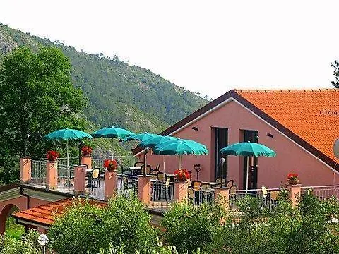 La Rossola & Natura La Porta Delle 5 Terre 博纳索拉