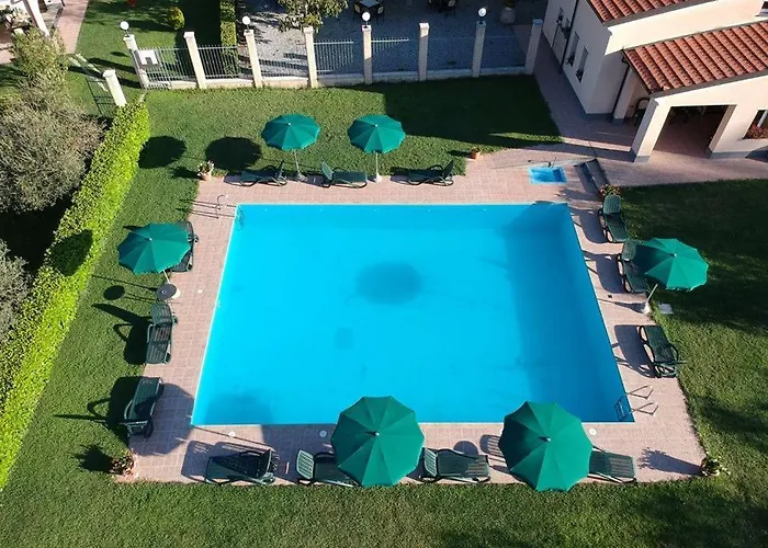 La Rossola & Natura La Porta Delle 5 Terre *