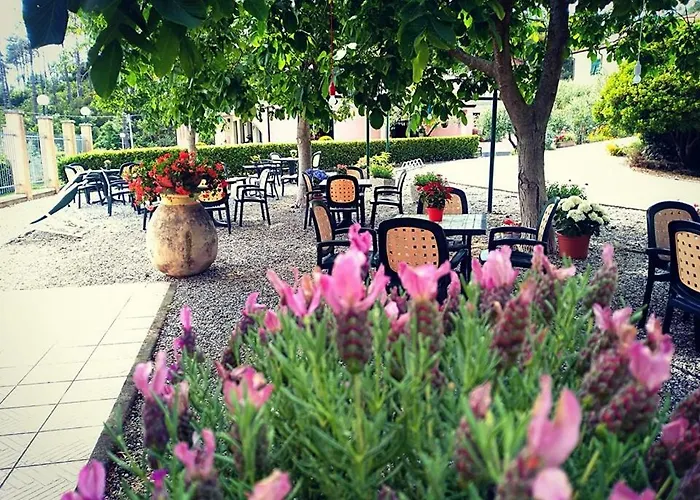 乡村民宿 La Rossola & Natura La Porta Delle 5 Terre 博纳索拉